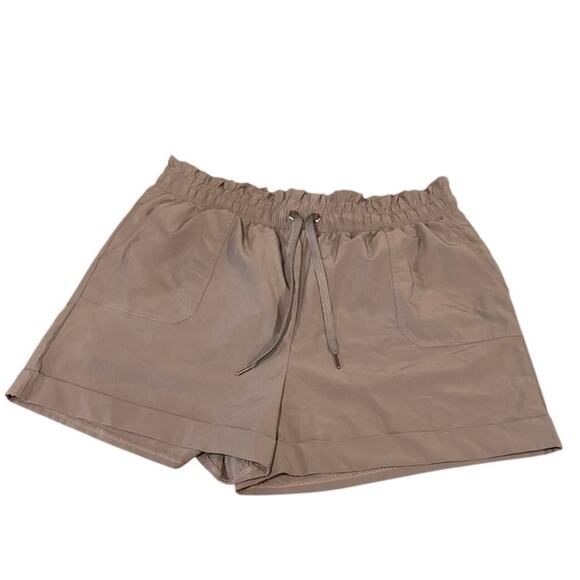 Danskin Women’s Sage Green Relaxed Fit Drawstring Shorts Size XLarge - Picture 2 of 11